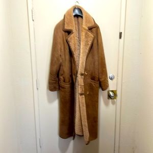 Sheepskin men’s long coat